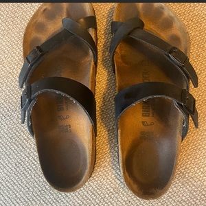 Mayari Birkenstock’s sz.